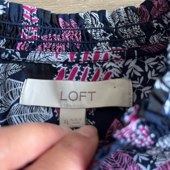 NWT Loft Leafed Smocked Button Blouse Cotton Size XL - Picture 7 of 12